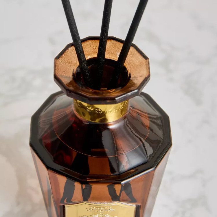 ست هدیه شمع و خوشبو کننده هوا ۱۰۰ میلیلیتری برند اورینتال Oriental رایحه جنگل سیاه Black Forest