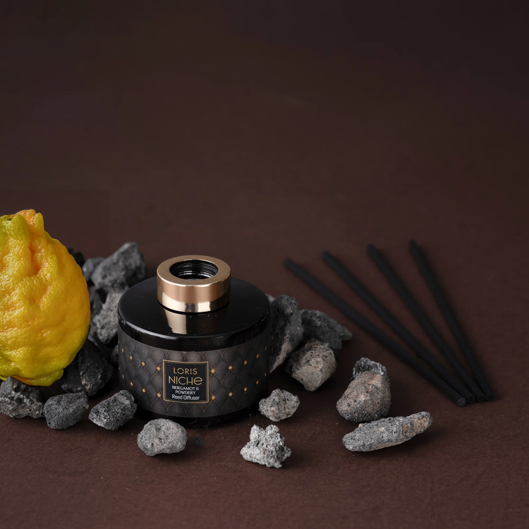 خوشبو کننده هوا لوریس Loris سری نیش Niche مدل 150 میل رایحه ترنج و پودر Bergamot & Powdery